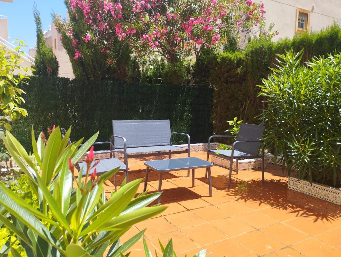 Torrevista Three Bedroom Apartment, Two Swimming Pools And Garage تورّيفيِخا المظهر الخارجي الصورة